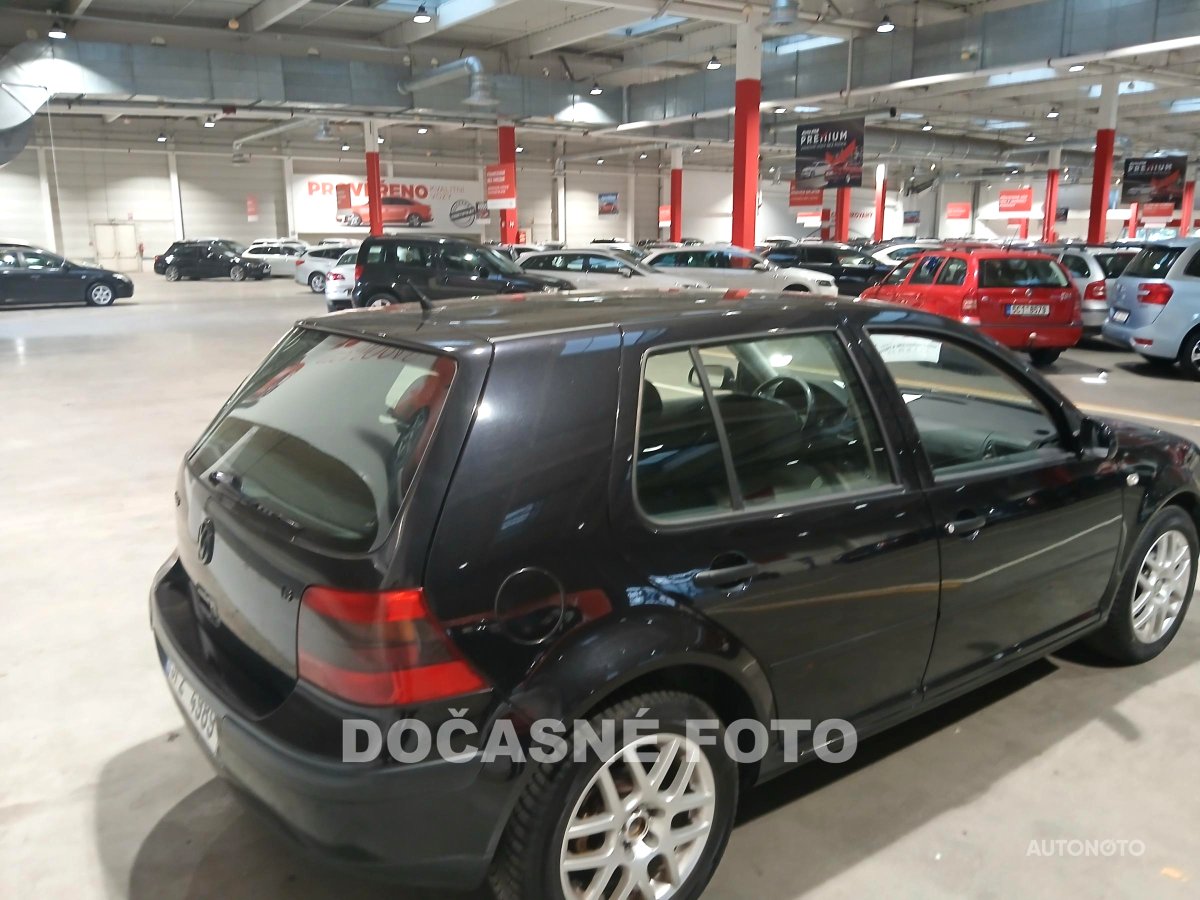 Volkswagen Golf, 2000 - pohled č. 2