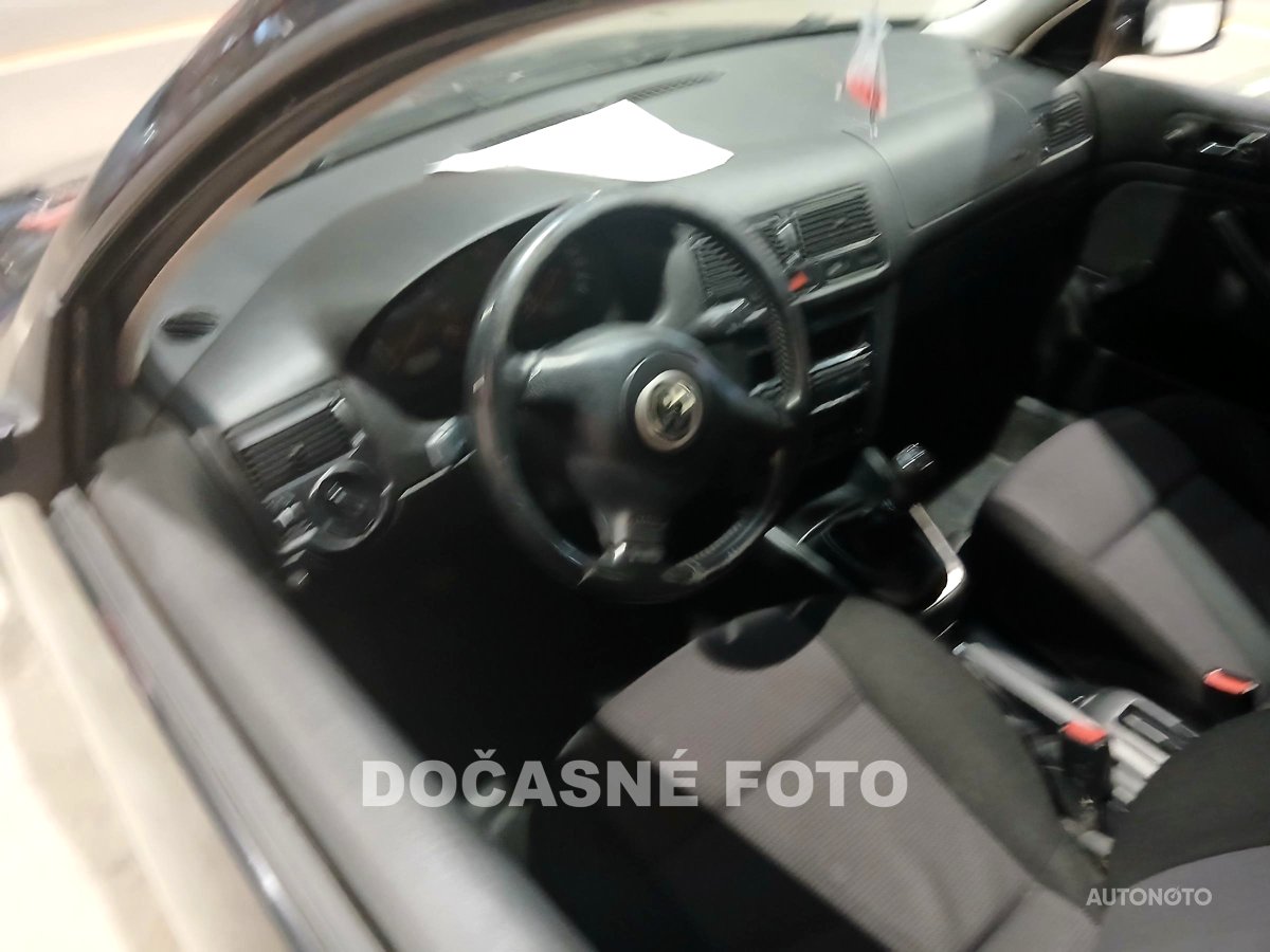 Volkswagen Golf, 2000 - pohled č. 3