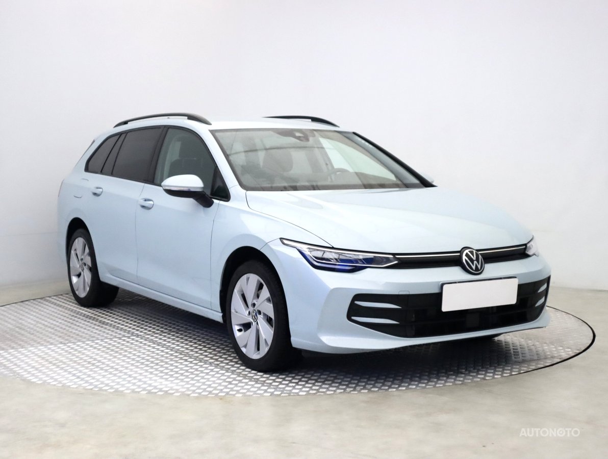 Volkswagen Golf, 2024 - celkový pohled