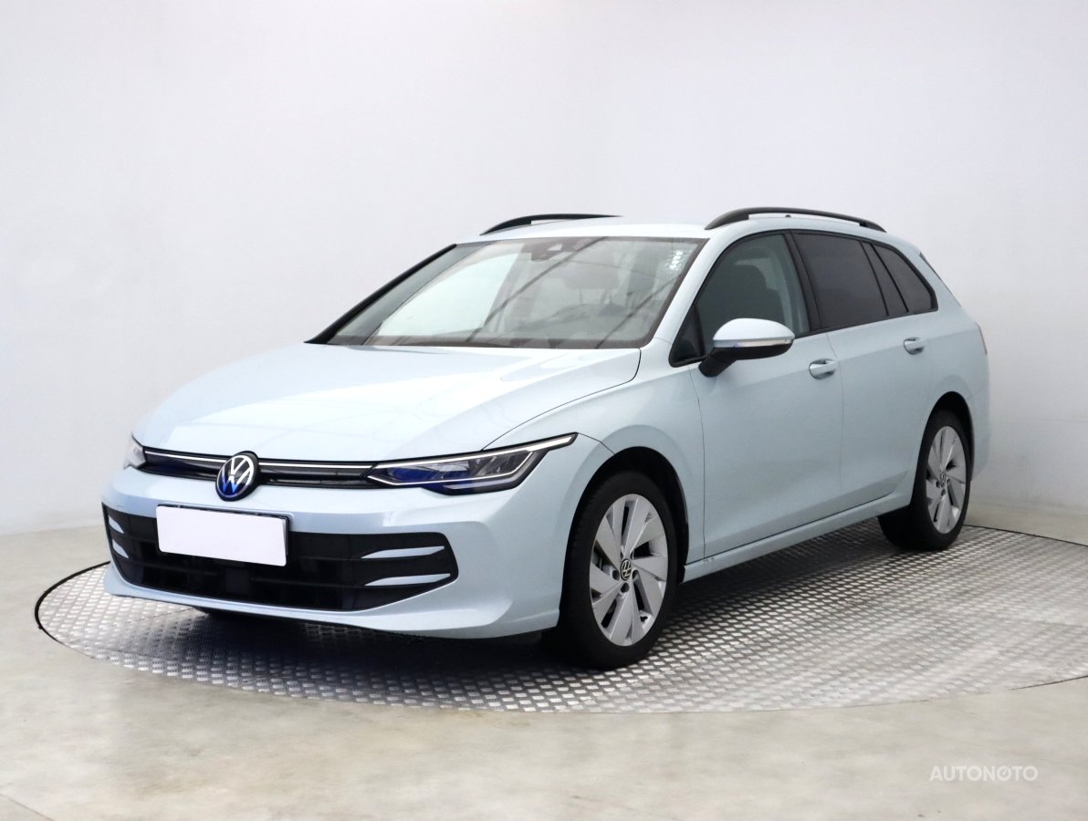 Volkswagen Golf, 2024 - pohled č. 3