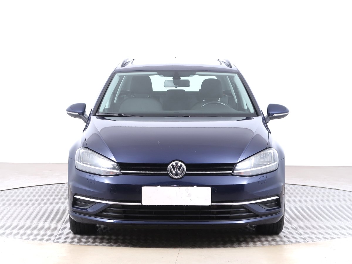 Volkswagen Golf, 2019 - pohled č. 2