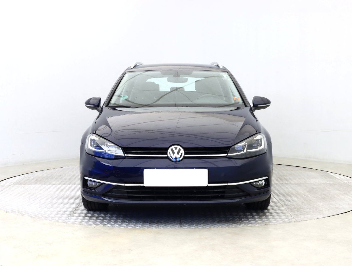 Volkswagen Golf, 2019 - pohled č. 2