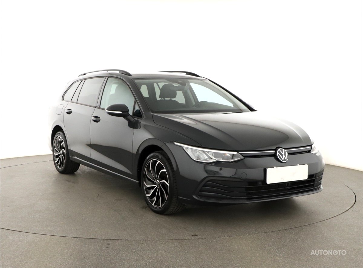 Volkswagen Golf, 2022 - celkový pohled