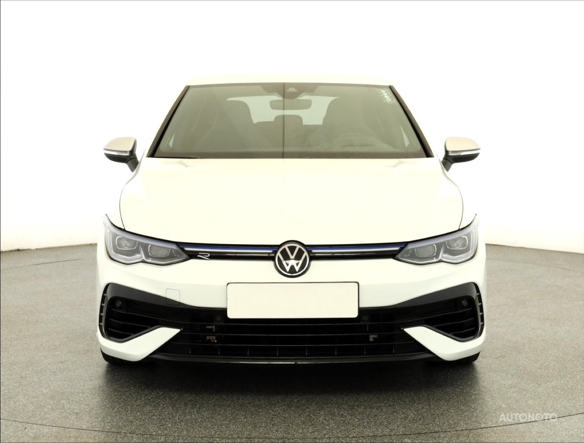 Volkswagen Golf, 2021 - pohled č. 2