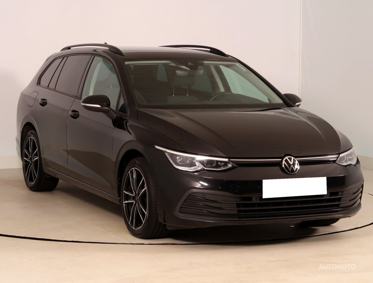 Volkswagen Golf, 2022 - celkový pohled