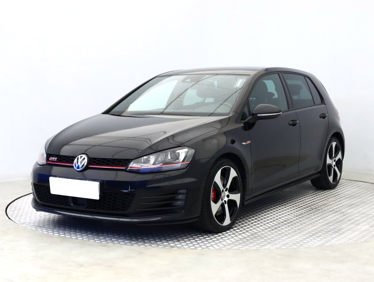Volkswagen Golf, 2015 - pohled č. 3