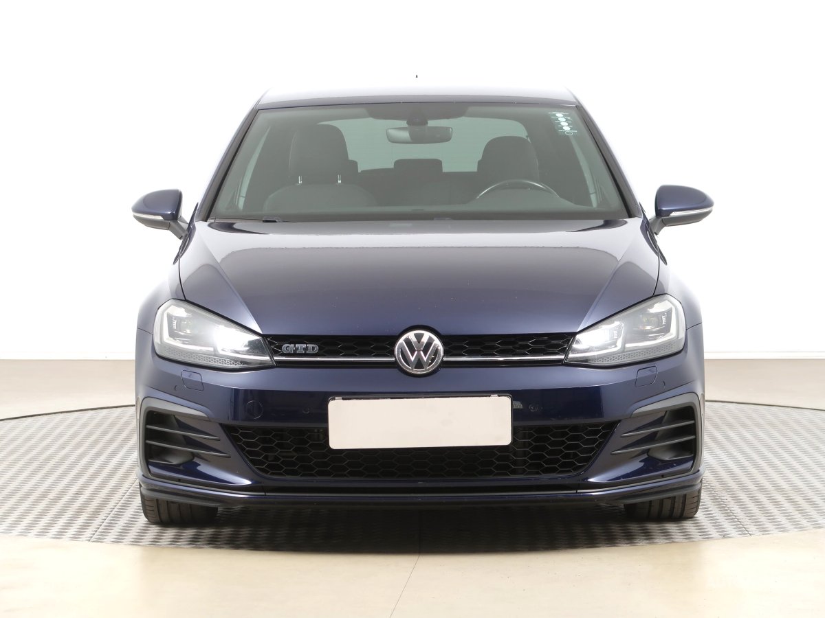 Volkswagen Golf, 2018 - pohled č. 2