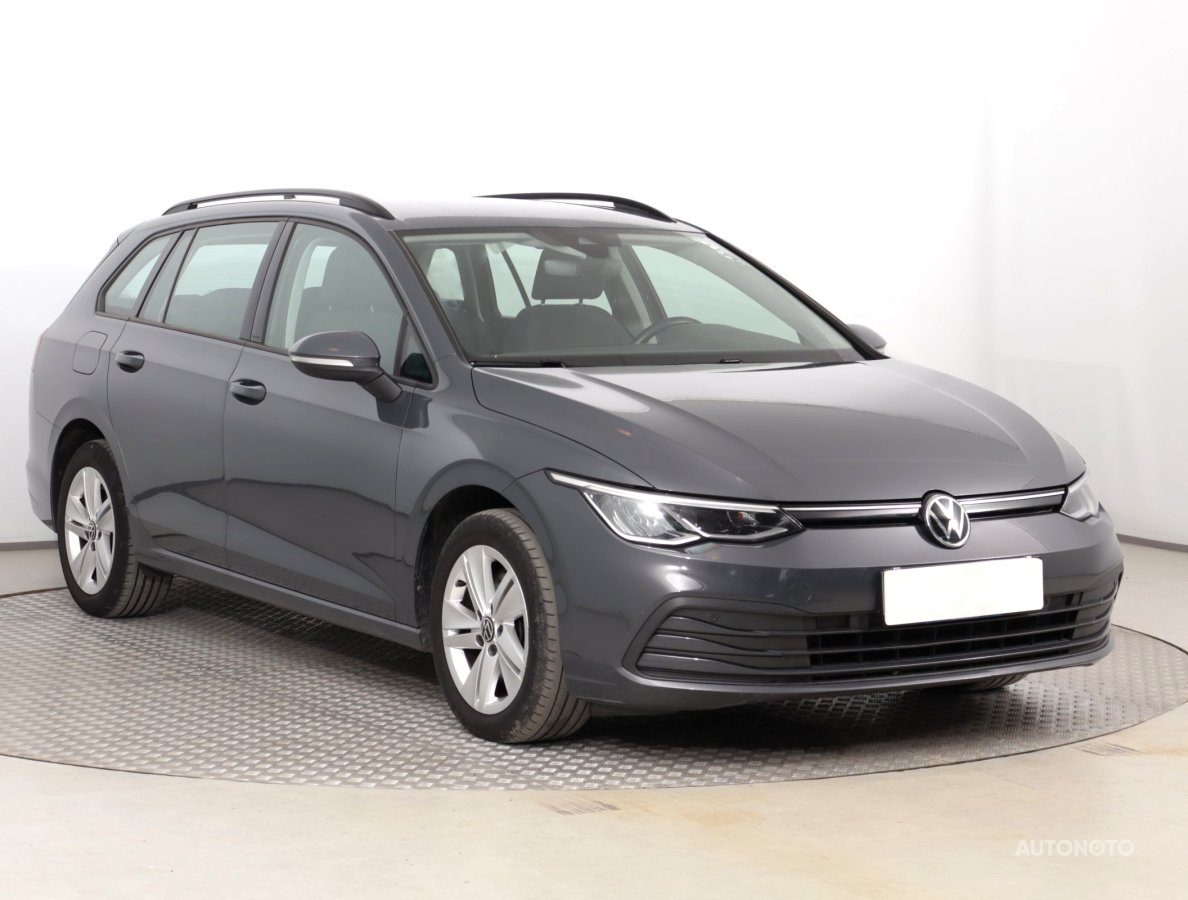 Volkswagen Golf, 2021 - celkový pohled