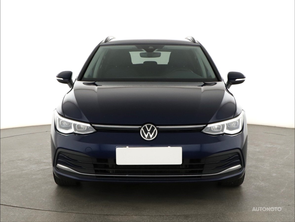 Volkswagen Golf, 2021 - pohled č. 2