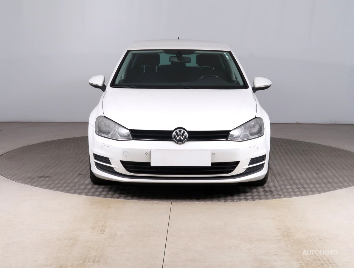 Volkswagen Golf, 2012 - pohled č. 2