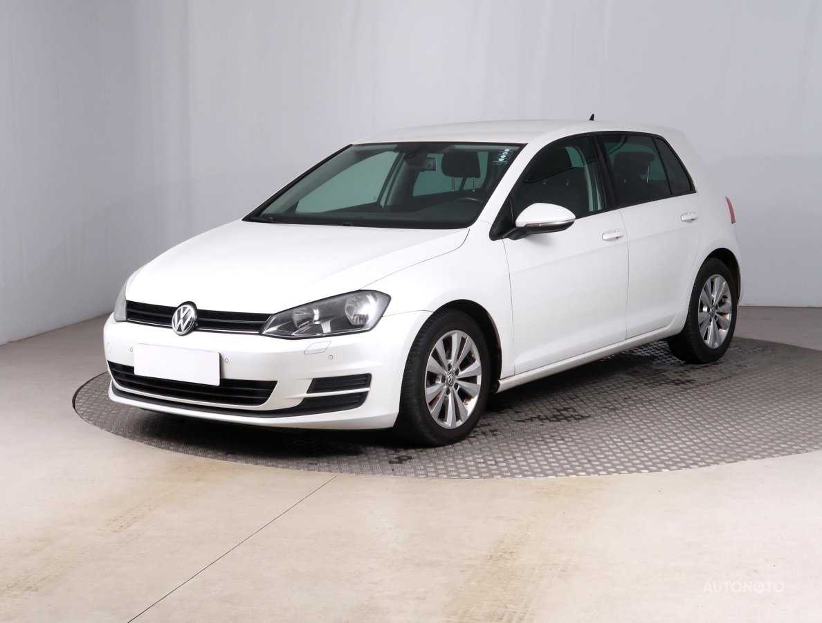 Volkswagen Golf, 2012 - pohled č. 3