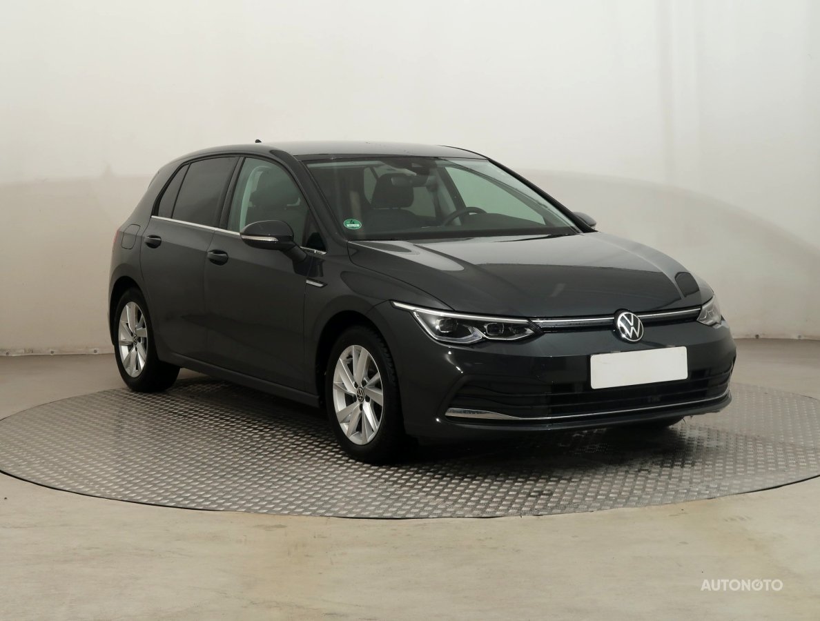 Volkswagen Golf, 2021 - celkový pohled