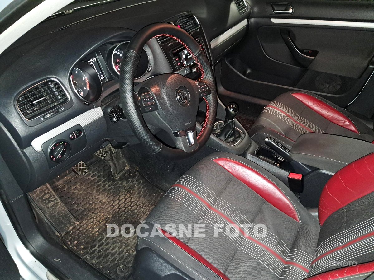 Volkswagen Golf, 2012 - pohled č. 3