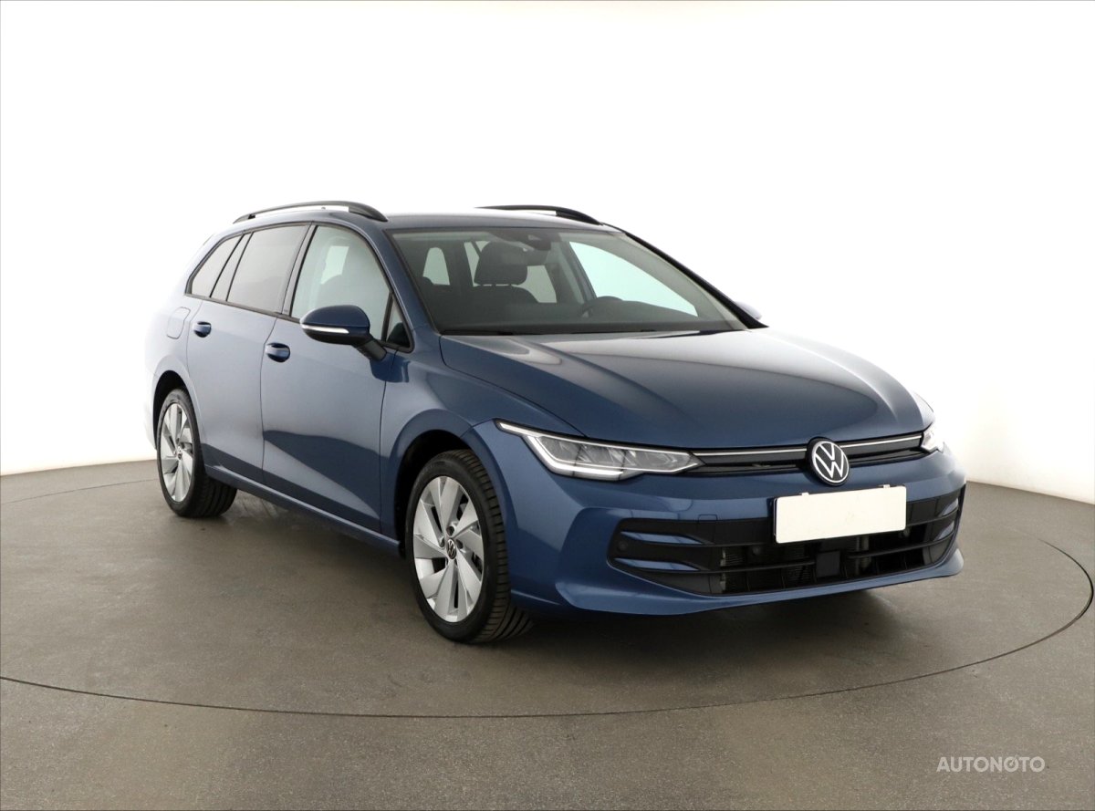 Volkswagen Golf, 2024 - celkový pohled