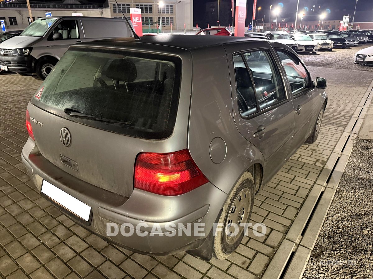 Volkswagen Golf, 2003 - pohled č. 2