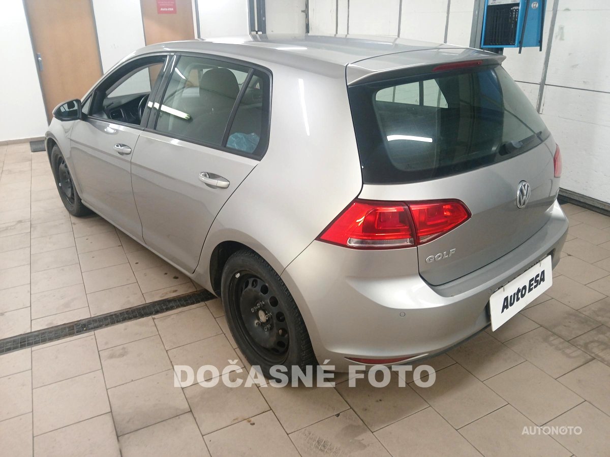 Volkswagen Golf, 2012 - pohled č. 2