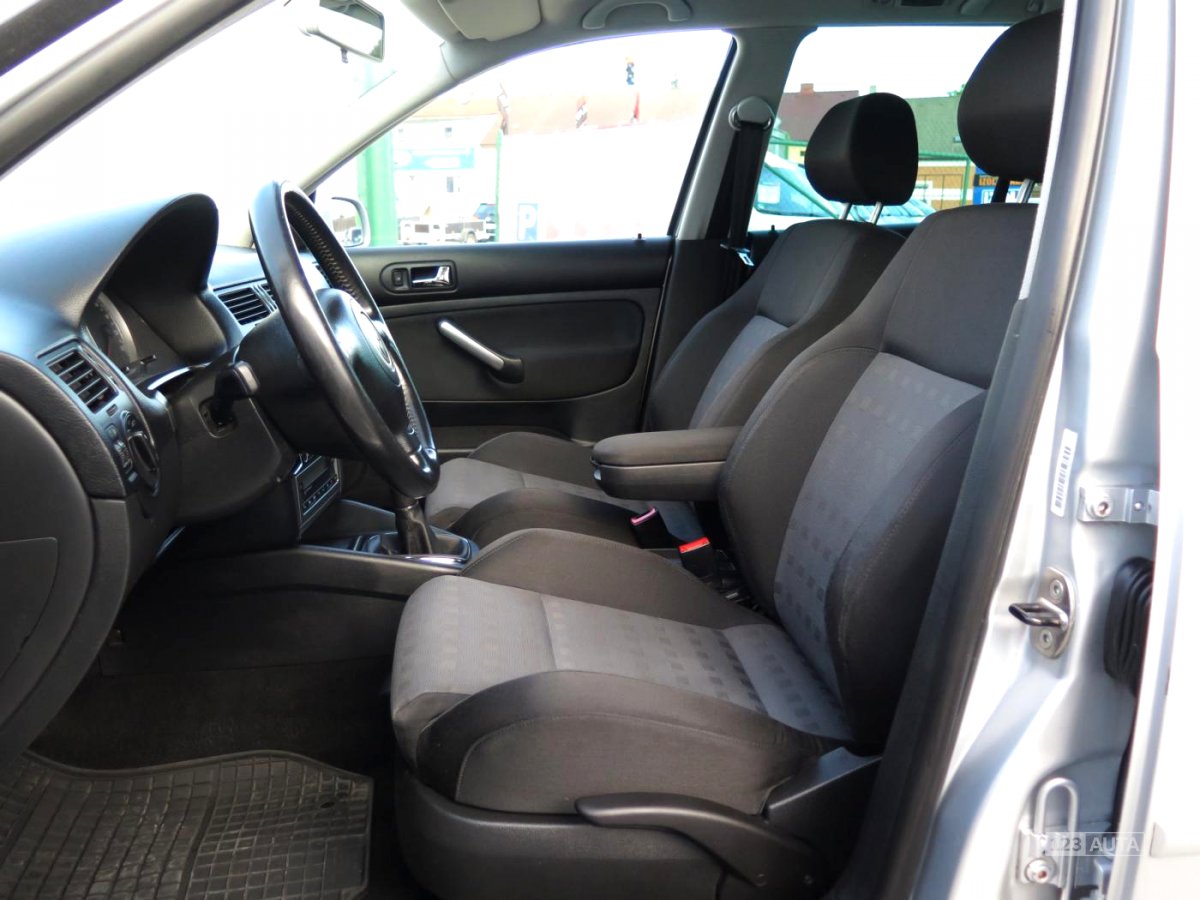 Volkswagen Golf, 2006 - pohled č. 10