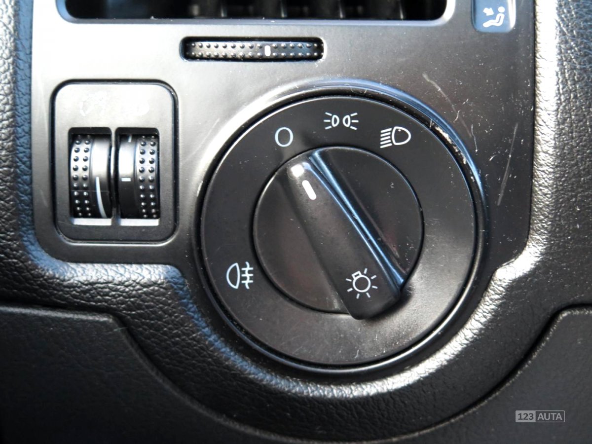 Volkswagen Golf, 2006 - pohled č. 22