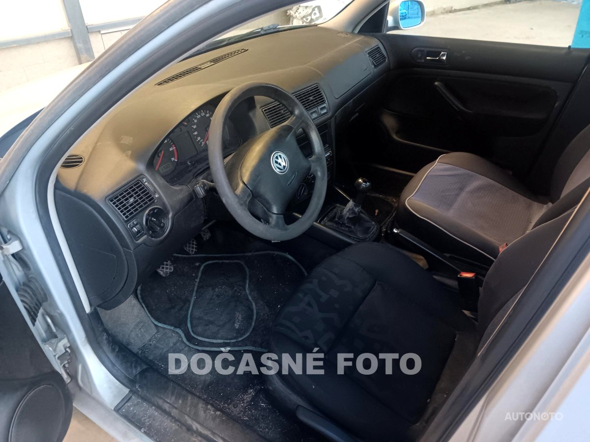 Volkswagen Golf, 1999 - pohled č. 3