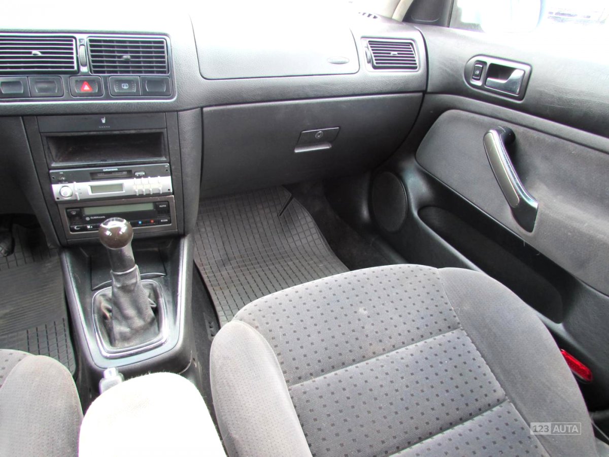 Volkswagen Golf, 2000 - pohled č. 25