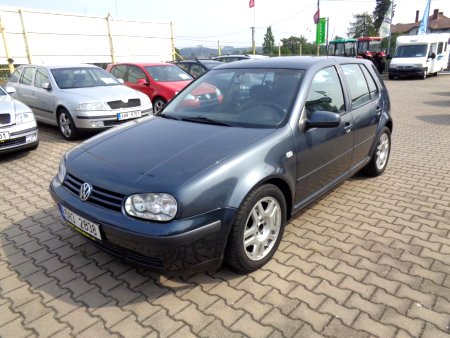 Volkswagen Golf, 2001