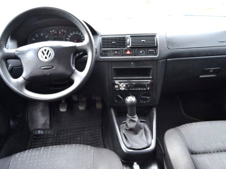 Volkswagen Golf, 2000 - pohled č. 9