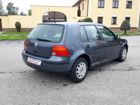 Volkswagen Golf, 2000 - pohled č. 4