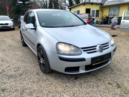 Volkswagen Golf, 2004 - pohled č. 2