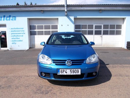 Volkswagen Golf, 2004 - pohled č. 2