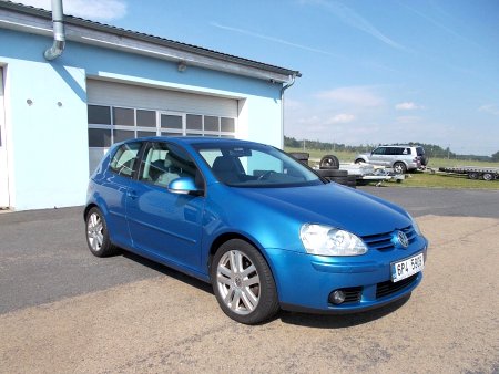 Volkswagen Golf, 2004 - pohled č. 3