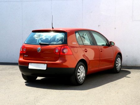 Volkswagen Golf, 2005 - pohled č. 5