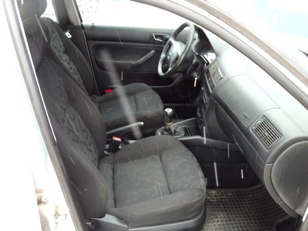 Volkswagen Golf, 2000 - pohled č. 8