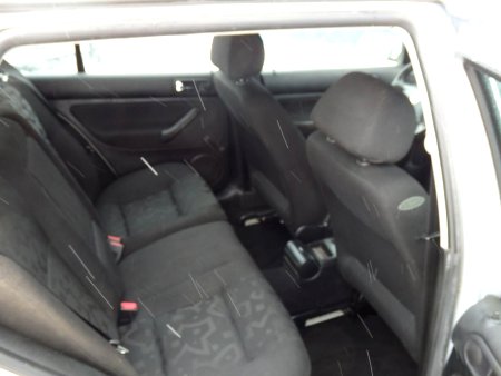 Volkswagen Golf, 2000 - pohled č. 9