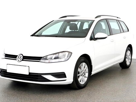 Volkswagen Golf, 2018 - pohled č. 3