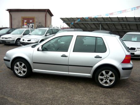 Volkswagen Golf, 2001 - pohled č. 4