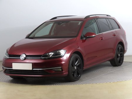 Volkswagen Golf, 2020 - pohled č. 3