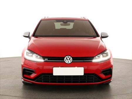 Volkswagen Golf, 2020 - pohled č. 2