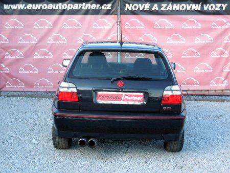 Volkswagen Golf, 1995 - pohled č. 4