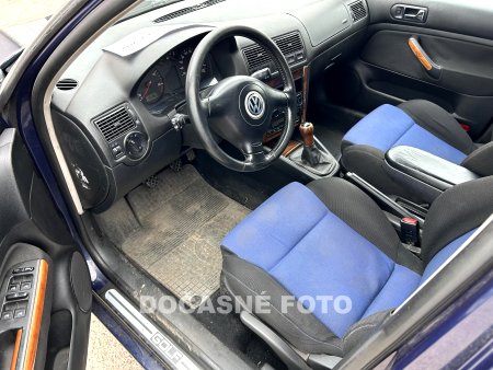 Volkswagen Golf, 2003 - pohled č. 3