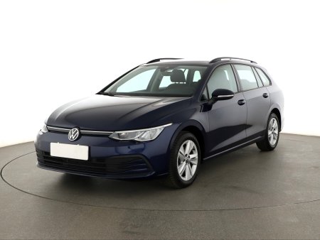 Volkswagen Golf, 2023 - pohled č. 3