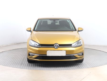 Volkswagen Golf, 2018 - pohled č. 2