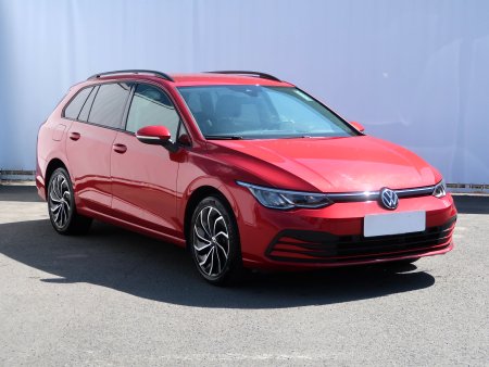 Volkswagen Golf, 2022