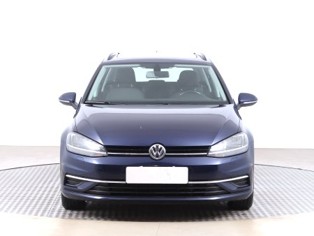 Volkswagen Golf, 2019 - pohled č. 2