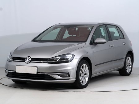 Volkswagen Golf, 2018 - pohled č. 3