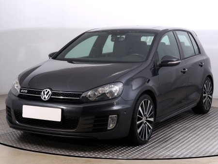 Volkswagen Golf, 2012 - pohled č. 3