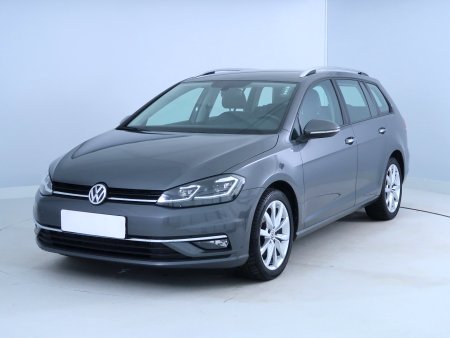 Volkswagen Golf, 2019 - pohled č. 3