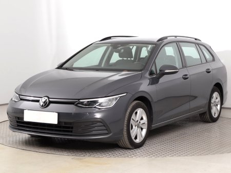 Volkswagen Golf, 2021 - pohled č. 3