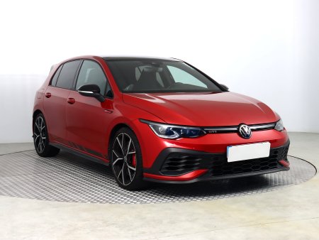 Volkswagen Golf, 2022