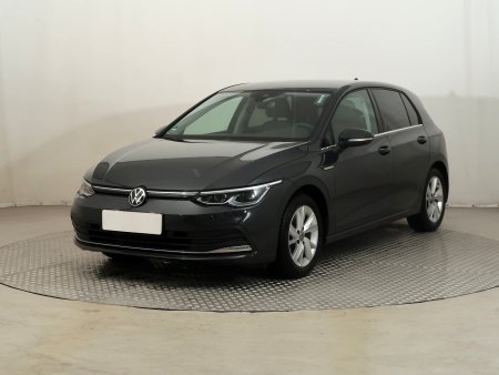 Volkswagen Golf, 2021 - pohled č. 3