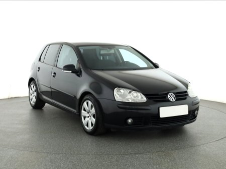 Volkswagen Golf, 2004